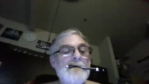 jeffbb895843 online show from April 23, 2026, 12:51 pm