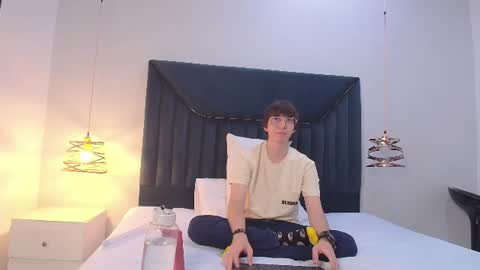 Snapshot of jeffbellfort chatting on June 18, 2026, 8:57 pm JeffBellfort online show from June 18, 2026, 8:57 pm