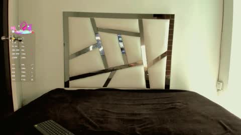 jei_7m online show from October 9, 2025, 12:03 pm