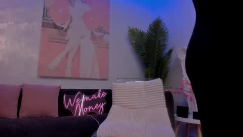 jelly__beanss online show from September 14, 2025, 7:35 pm