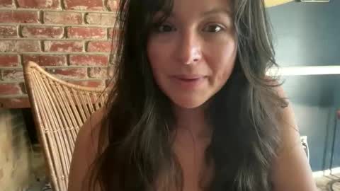 Jelli online show from May 10, 2026, 11:54 pm