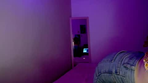 jellyrose online show from December 2, 2025, 11:34 pm