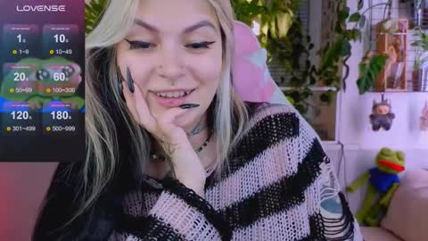 Jelya online show from September 16, 2025, 3:35 pm