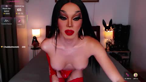 Queen Jenifer online show from October 25, 2025, 8:25 pm