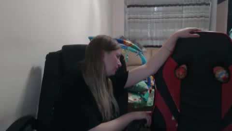 JenisAndPeter online show from September 23, 2025, 6:22 pm