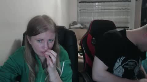 JenisAndPeter online show from October 21, 2025, 6:41 pm