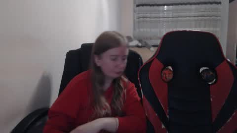 JenisAndPeter online show from November 20, 2025, 7:13 pm