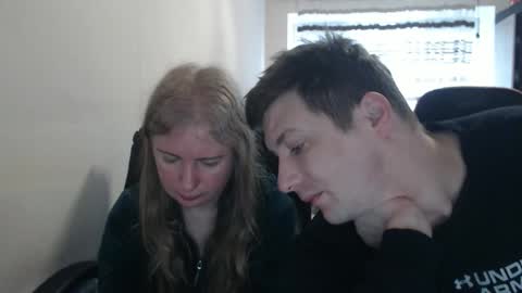 JenisAndPeter online show from March 18, 2026, 6:16 am