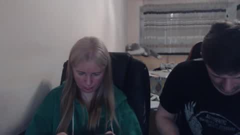 JenisAndPeter online show from April 19, 2026, 6:10 pm