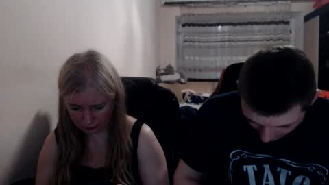 Snapshot of jenisandpeter chatting on June 6, 2026, 7:07 pm JenisAndPeter online show from June 6, 2026, 7:07 pm