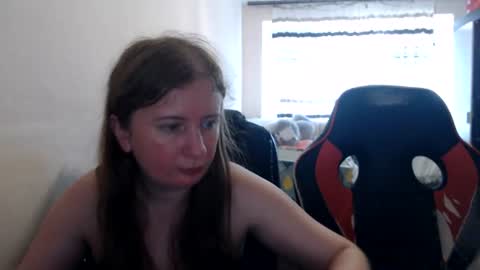 Snapshot of jenisandpeter chatting on July 20, 2026, 10:50 am JenisAndPeter online show from July 20, 2026, 10:50 am
