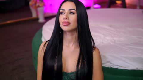 jenna_day online show from February 7, 2025, 12:17 pm