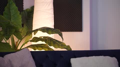 jenna_day online show from October 3, 2025, 9:17 am