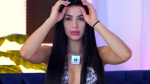 jenna_day online show from October 26, 2025, 10:10 am