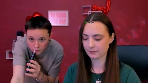 Snapshot of jenna_elayne chatting on February 16, 2026, 8:43 am jenna_elayne online show from February 16, 2026, 8:43 am