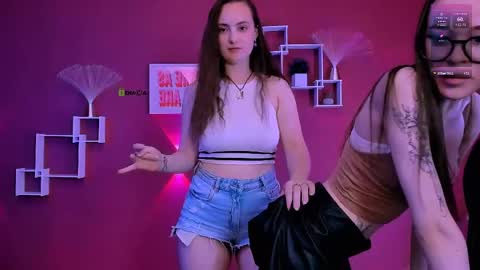 jenna_elayne online show from June 2, 2026, 1:02 pm