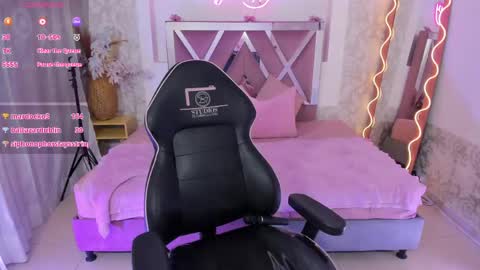 jenna_tay1 online show from April 21, 2026, 1:42 am