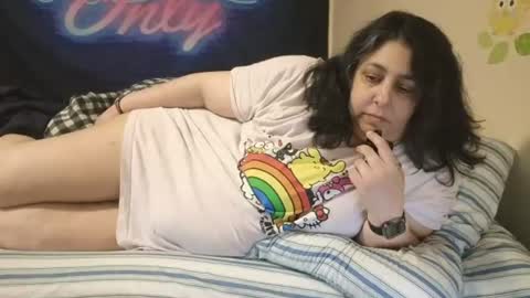 Snapshot of jennabrady chatting on June 25, 2026, 8:52 am Dragon Queen. Be my Dragon -- and online show from June 25, 2026, 8:52 am
