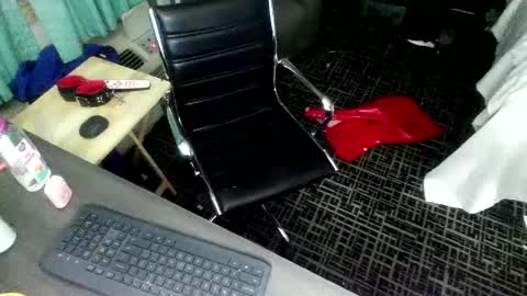 Snapshot of jennacd4life chatting on January 21, 2025, 3:59 am Jenna Cross online show from January 21, 2025, 3:59 am