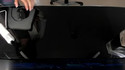 Jenna Olson  online show from April 20, 2026, 7:55 am