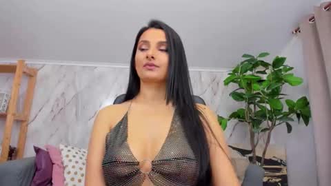 JennaPrice online show from November 14, 2025, 3:22 pm