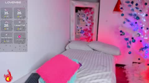 follow me in me  IG jenndy971 online show from December 11, 2024, 6:14 am