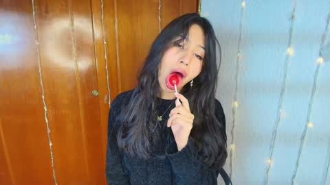 Jenner online show from December 12, 2024, 7:52 am