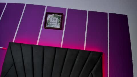 Jenner online show from December 28, 2024, 8:48 am