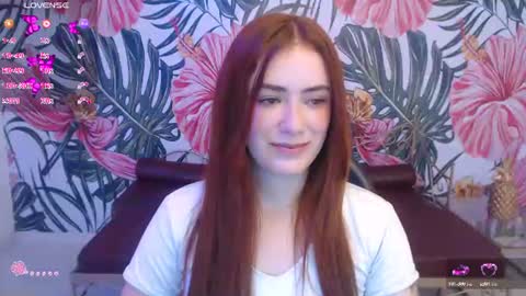 Snapshot of jenni_arango chatting on June 10, 2026, 1:43 pm Jenny online show from June 10, 2026, 1:43 pm