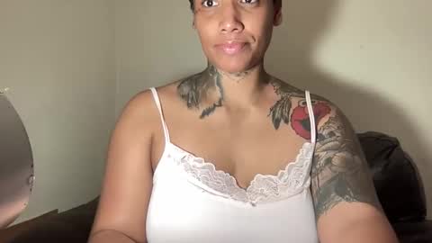 Snapshot of jenni_cash chatting on April 23, 2026, 8:02 am Mistress Jenni online show from April 23, 2026, 8:02 am