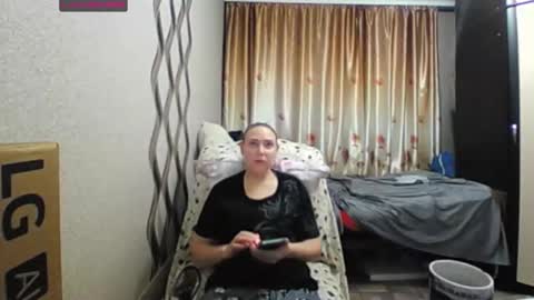 JenniDeep online show from December 4, 2025, 2:32 am