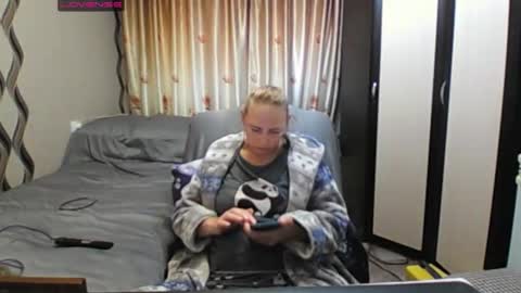 Snapshot of jennideep chatting on June 8, 2026, 2:17 pm JenniDeep online show from June 8, 2026, 2:17 pm