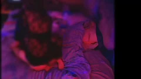 Jennie bttmcd online show from September 23, 2025, 5:10 am