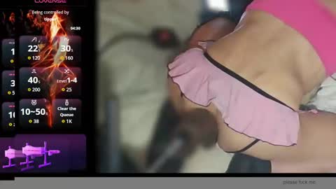 Jennie bttmcd online show from October 5, 2025, 2:04 pm