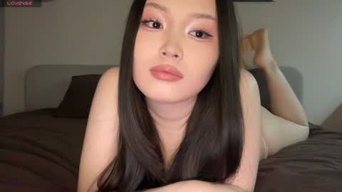 Snapshot of jennie_yung chatting on July 22, 2026, 10:23 pm jennie_yung online show from July 22, 2026, 10:23 pm