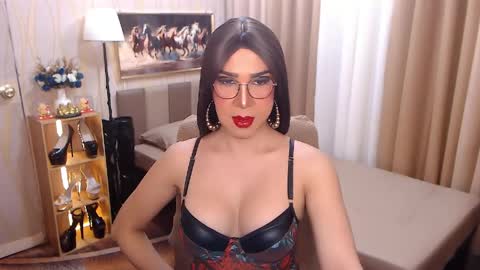 Snapshot of jenniegarcia chatting on May 15, 2026, 9:05 am jenniegarcia online show from May 15, 2026, 9:05 am
