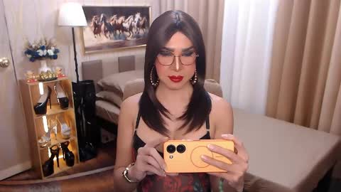 Snapshot of jenniegarcia chatting on May 18, 2026, 10:21 am jenniegarcia online show from May 18, 2026, 10:21 am