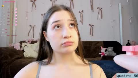  Jennie  online show from September 11, 2025, 7:08 am