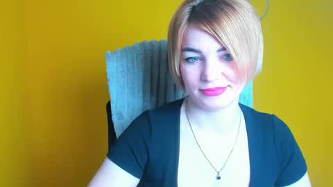 Jennifer online show from April 12, 2026, 5:56 am