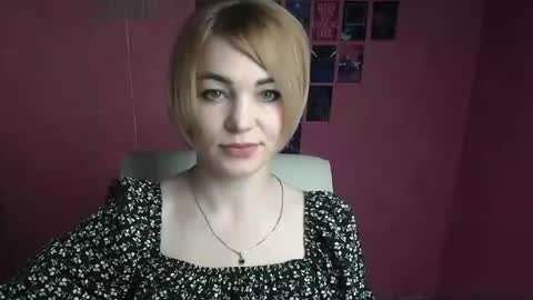 Snapshot of jennifer_cuttie chatting on April 27, 2026, 5:49 am Jennifer online show from April 27, 2026, 5:49 am