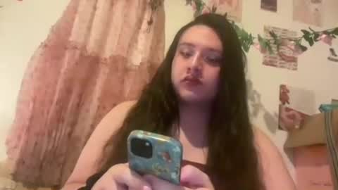 Snapshot of jennifer_robbie chatting on June 17, 2026, 9:23 am jennifer_robbie online show from June 17, 2026, 9:23 am