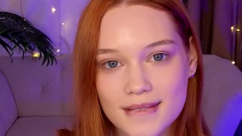 Jennifer online show from December 3, 2025, 12:03 pm