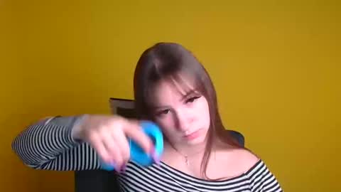 Jennifer online show from January 15, 2025, 10:06 am