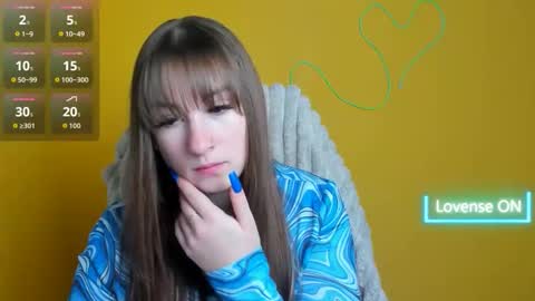 Jennifer online show from November 22, 2025, 12:26 pm