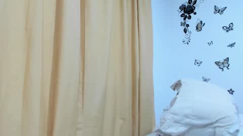 jenniferloveyou online show from September 25, 2025, 10:24 pm