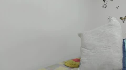 jenniferloveyou online show from April 16, 2026, 10:12 pm