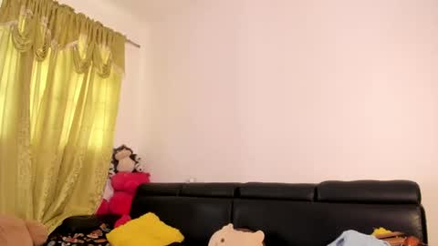 Snapshot of jenniifer_t chatting on May 1, 2026, 5:17 pm jenniifer_t online show from May 1, 2026, 5:17 pm