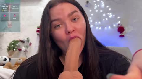 Mila online show from December 25, 2024, 4:12 am