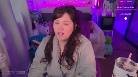 Jenn online show from February 12, 2026, 3:18 pm