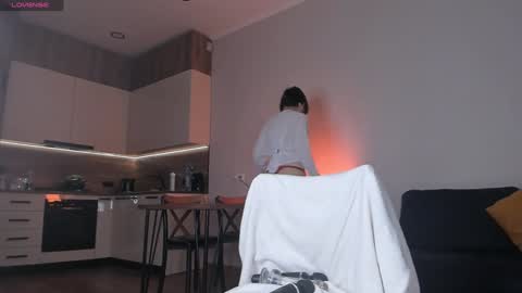 call me Jenny online show from January 15, 2025, 2:46 pm